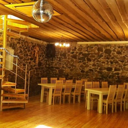 Hotel Viesu Nams Klanas à Engure Extérieur photo