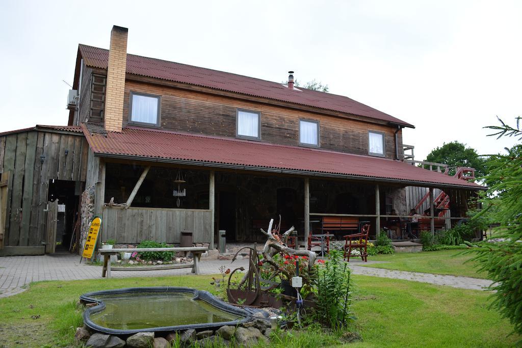 Hotel Viesu Nams Klanas à Engure Extérieur photo